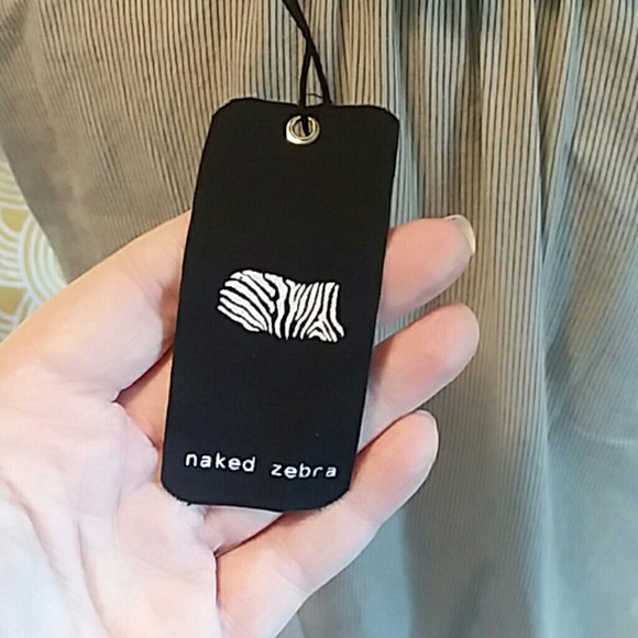 Naked Zebra ruffled camisole striped button - Picture 5 of 7